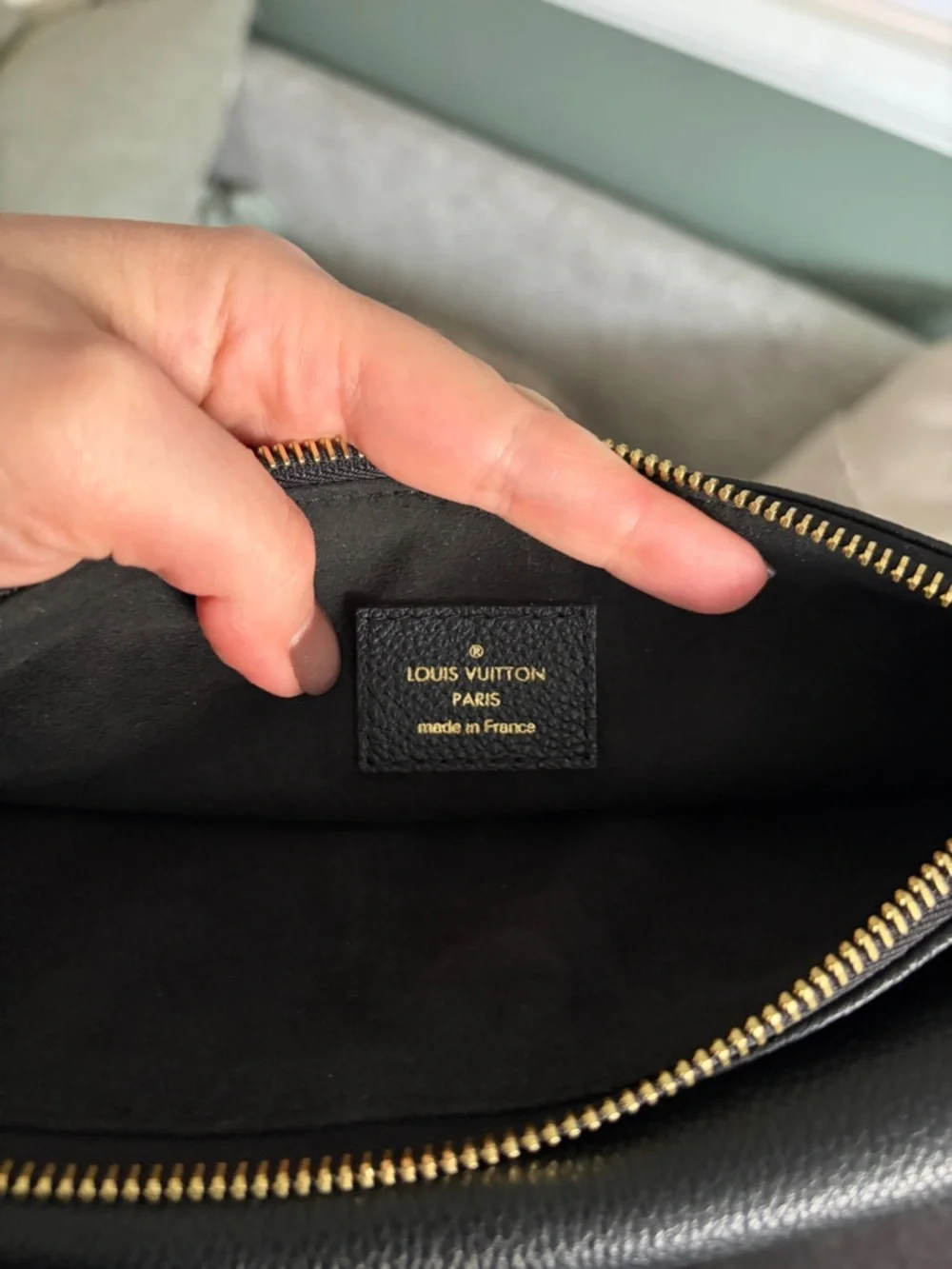 Louis Vuitton Twice Bag - Picture 7 of 11